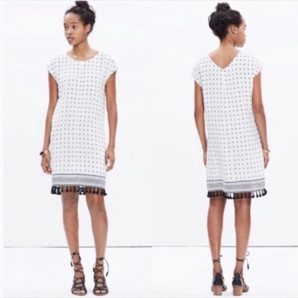 3/$15 Madewell Scatterblock Geometric Tassel Hem Cap Sleeve Dress in White/Black - Picture 2 of 9
